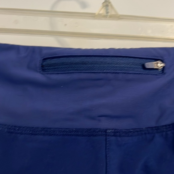 Title nine 💙🏃🏽‍♀️‍➡️💙 running shorts. - Picture 4 of 6